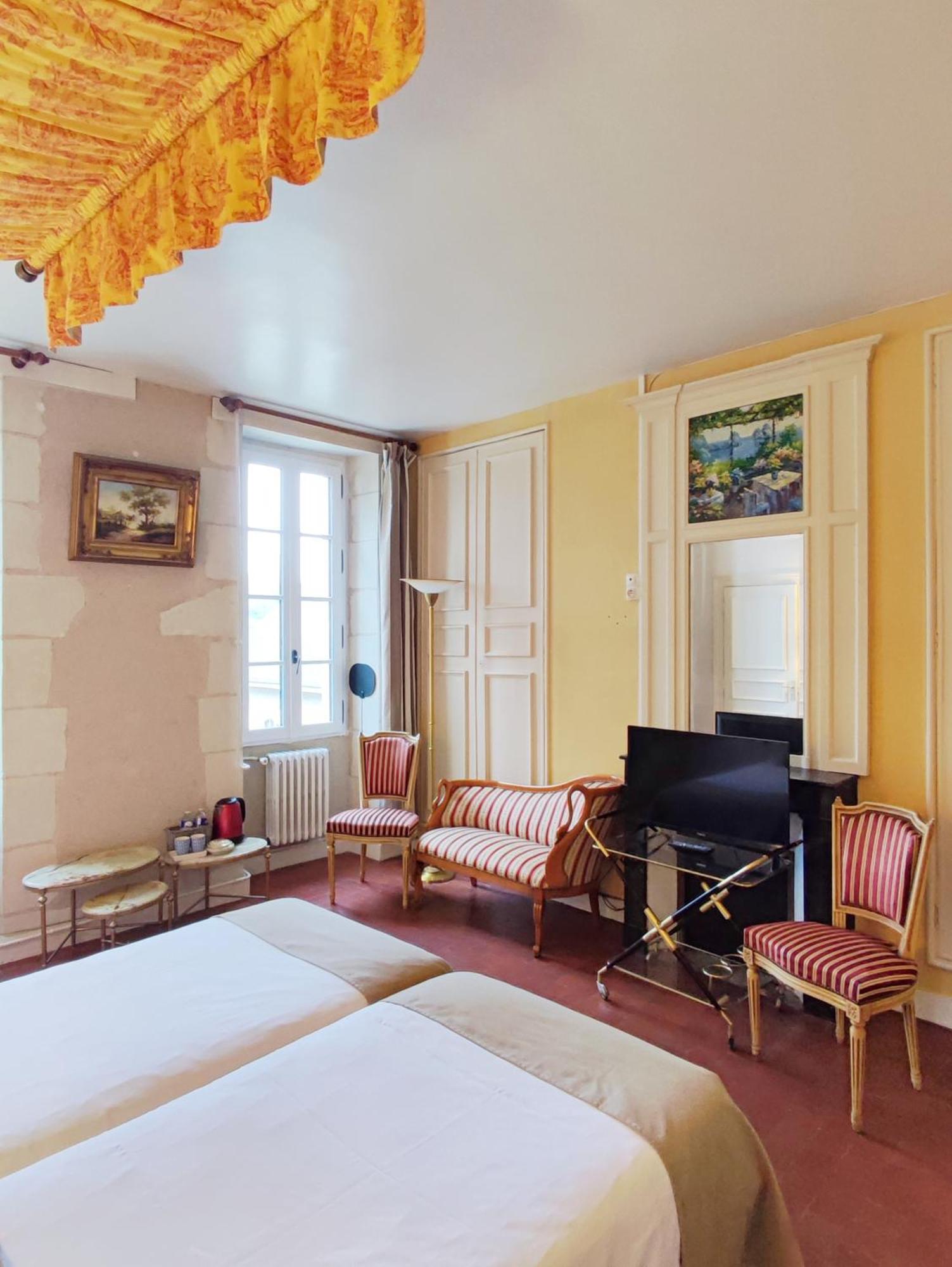 Chambres D'Hotes Du Domaine De L'Isle Сивре-де-Турен Экстерьер фото
