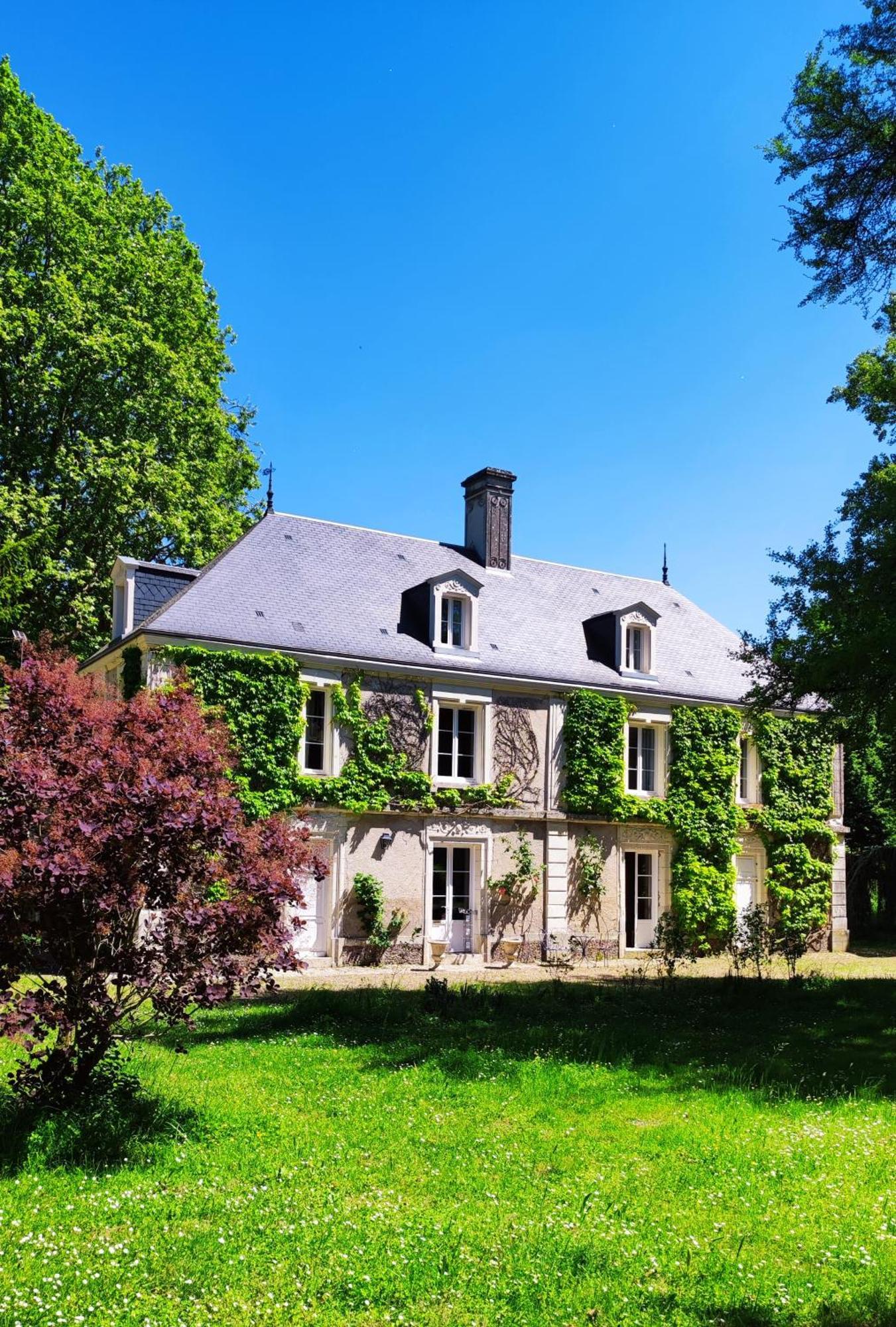Chambres D'Hotes Du Domaine De L'Isle Сивре-де-Турен Экстерьер фото